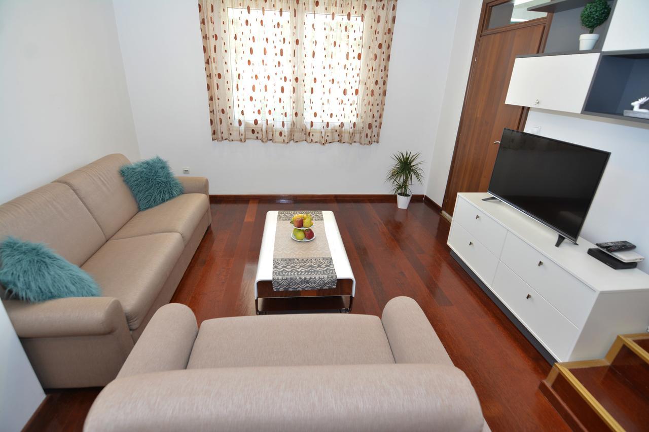 Tropicoco Apartments Тиват Экстерьер фото
